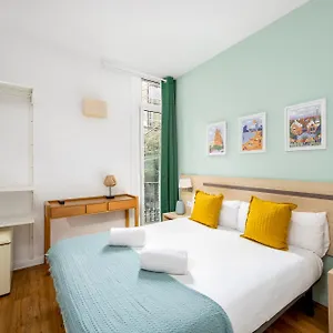 https://hostal-barcelona-centro.catalonia-hotels.com